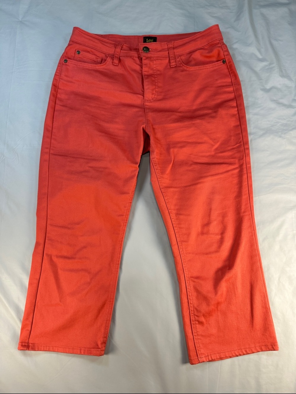 Lee Women’s Coral-Red/Salmon Cropped Jeans Size 12